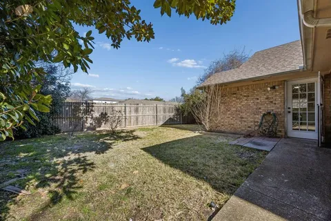 $295,000 | 6504 Chicory Court, Unit R, Dallas, TX 75214