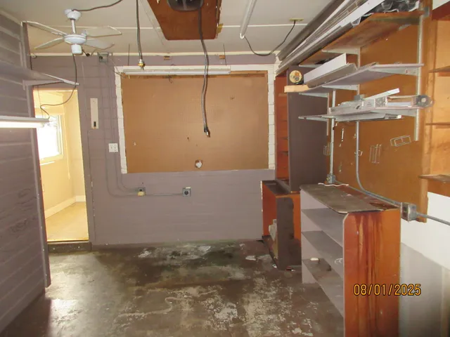 a view of a storage & utility room