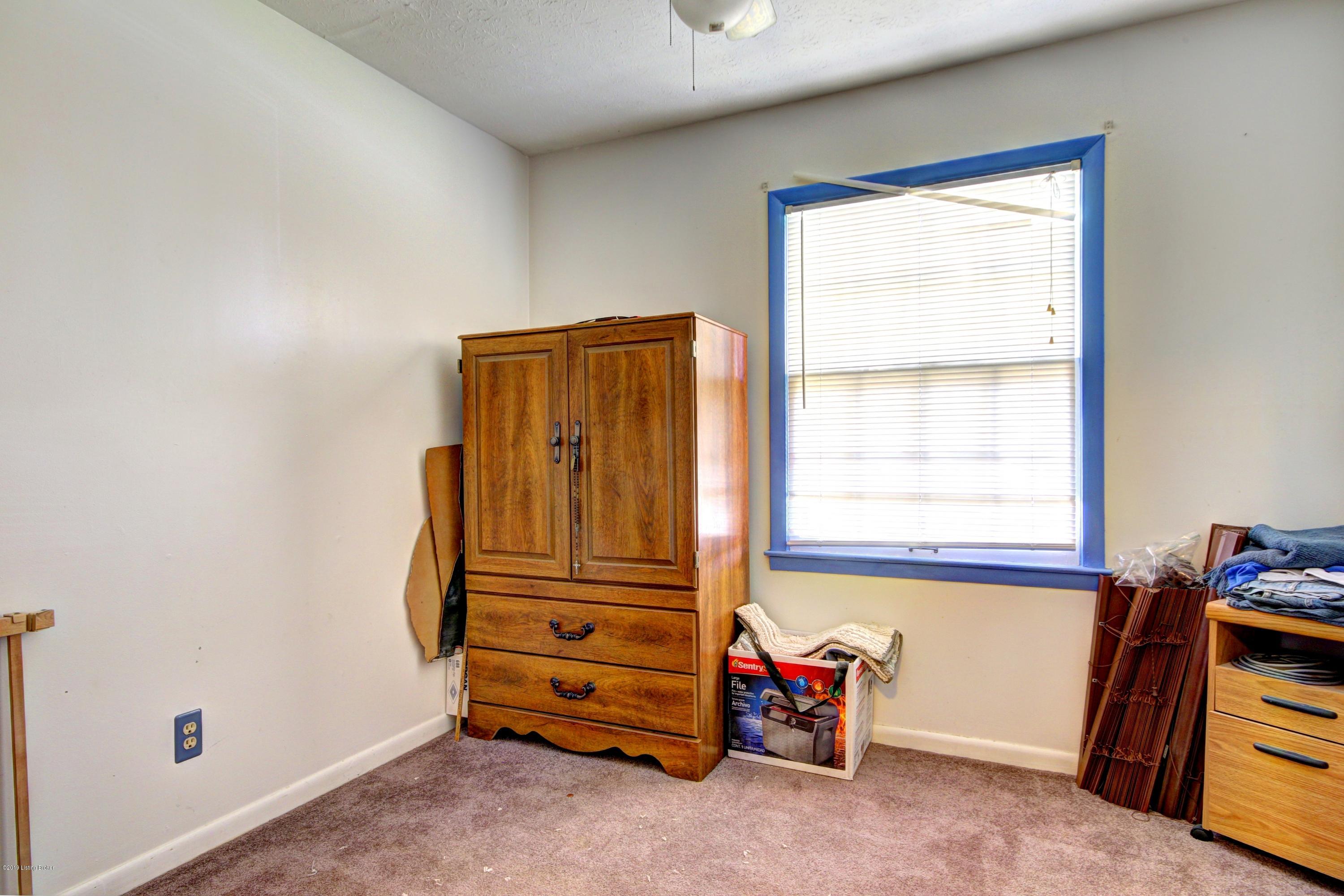 11215 Torrington Road Louisville, KY 40272 - Photo 17 of 31 1 Torrington #18