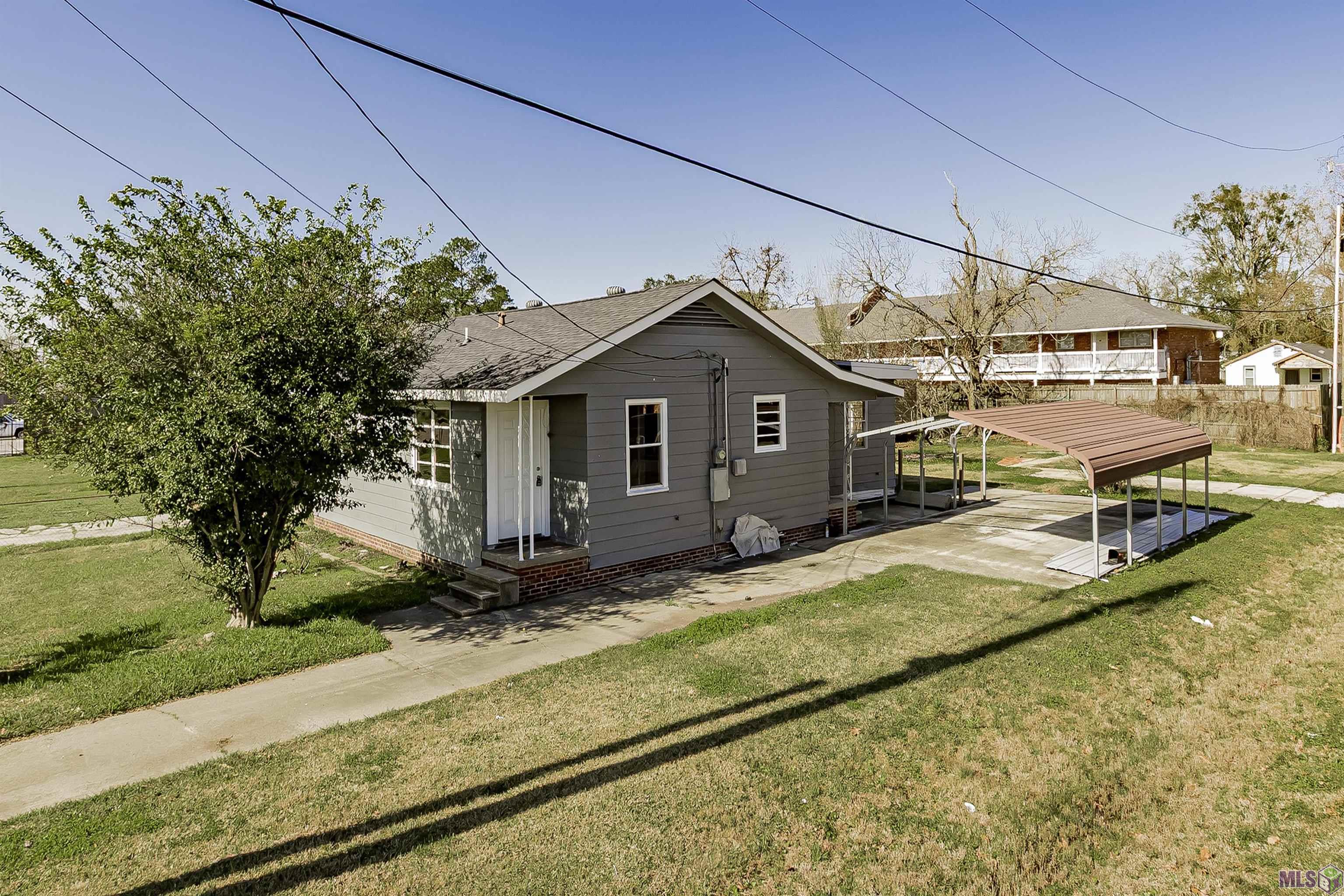 381 Mills Avenue Baton Rouge, LA 70807 - Photo 1 of 8