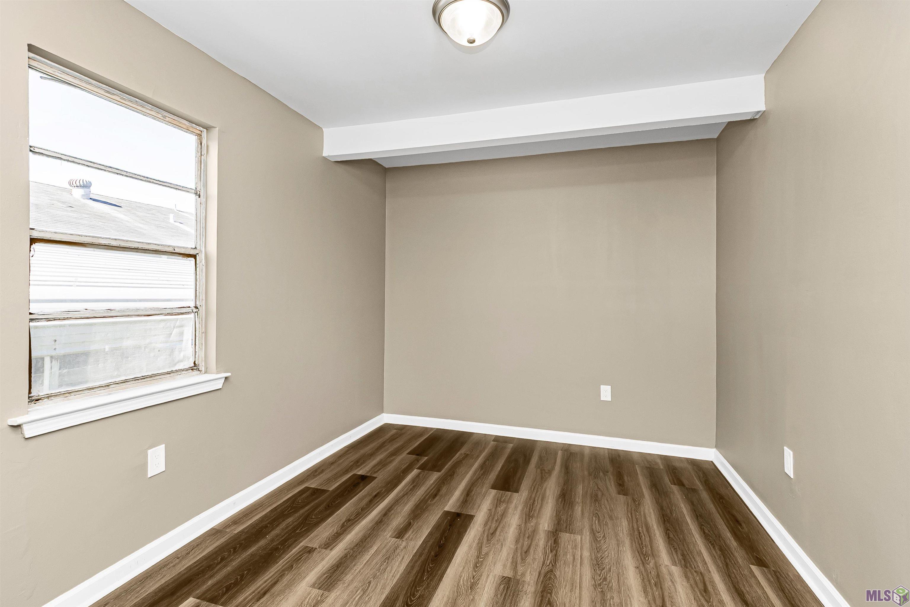 381 Mills Avenue Baton Rouge, LA 70807 - Photo 5 of 8