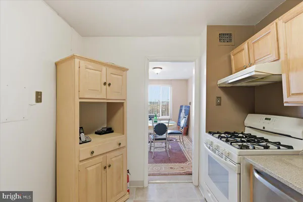 $245,000 | 4501 Arlington Boulevard, Unit 707, Arlington, VA 22203