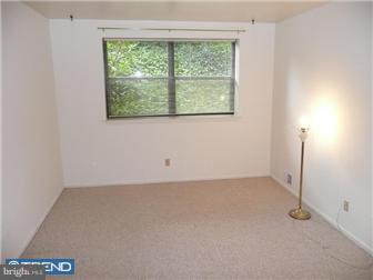 12 D Fairway Road, Unit D Reading, PA 19607 - Photo 5 of 9 Bedroom - Main