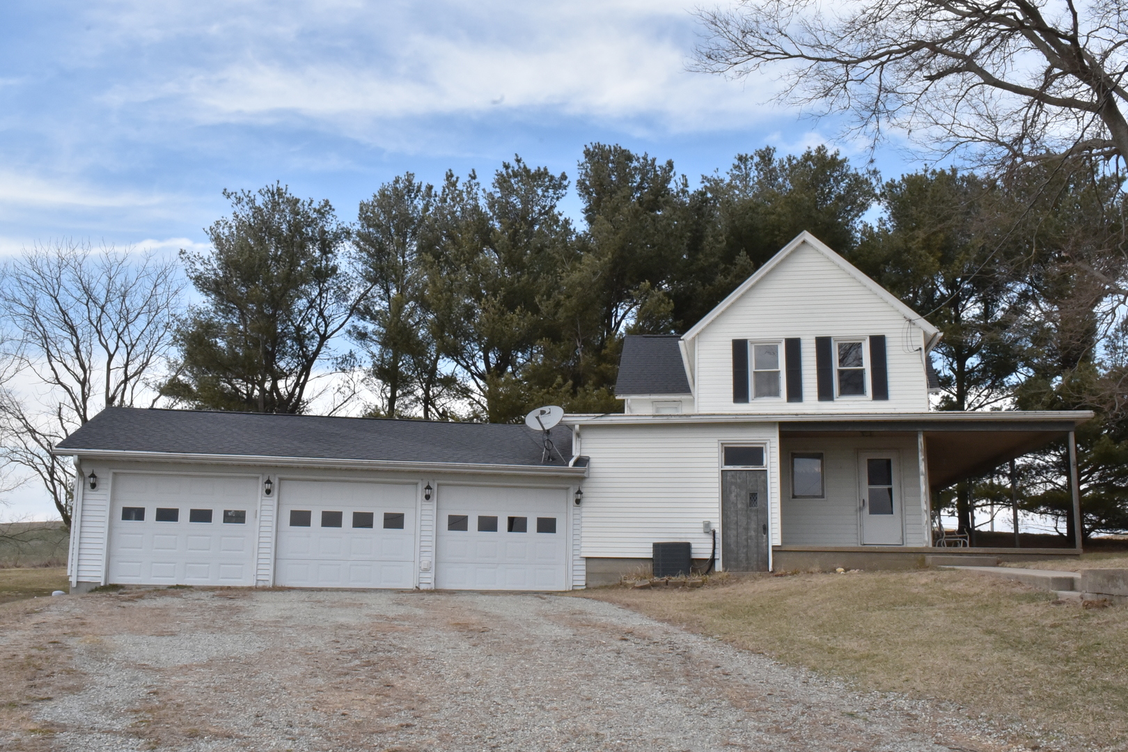 13801 Lister Road Morrison, IL 61270 - Photo 1 of 30 front view of house with a street