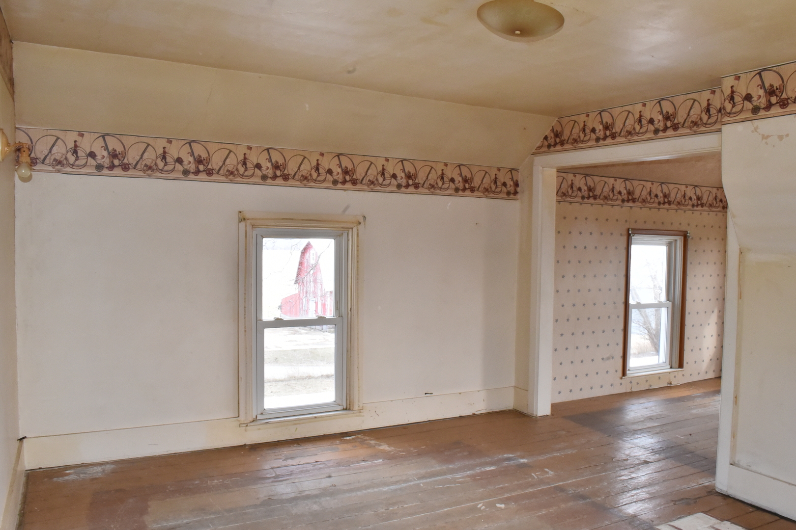 13801 Lister Road Morrison, IL 61270 - Photo 20 of 30 a view of a livingroom with a window