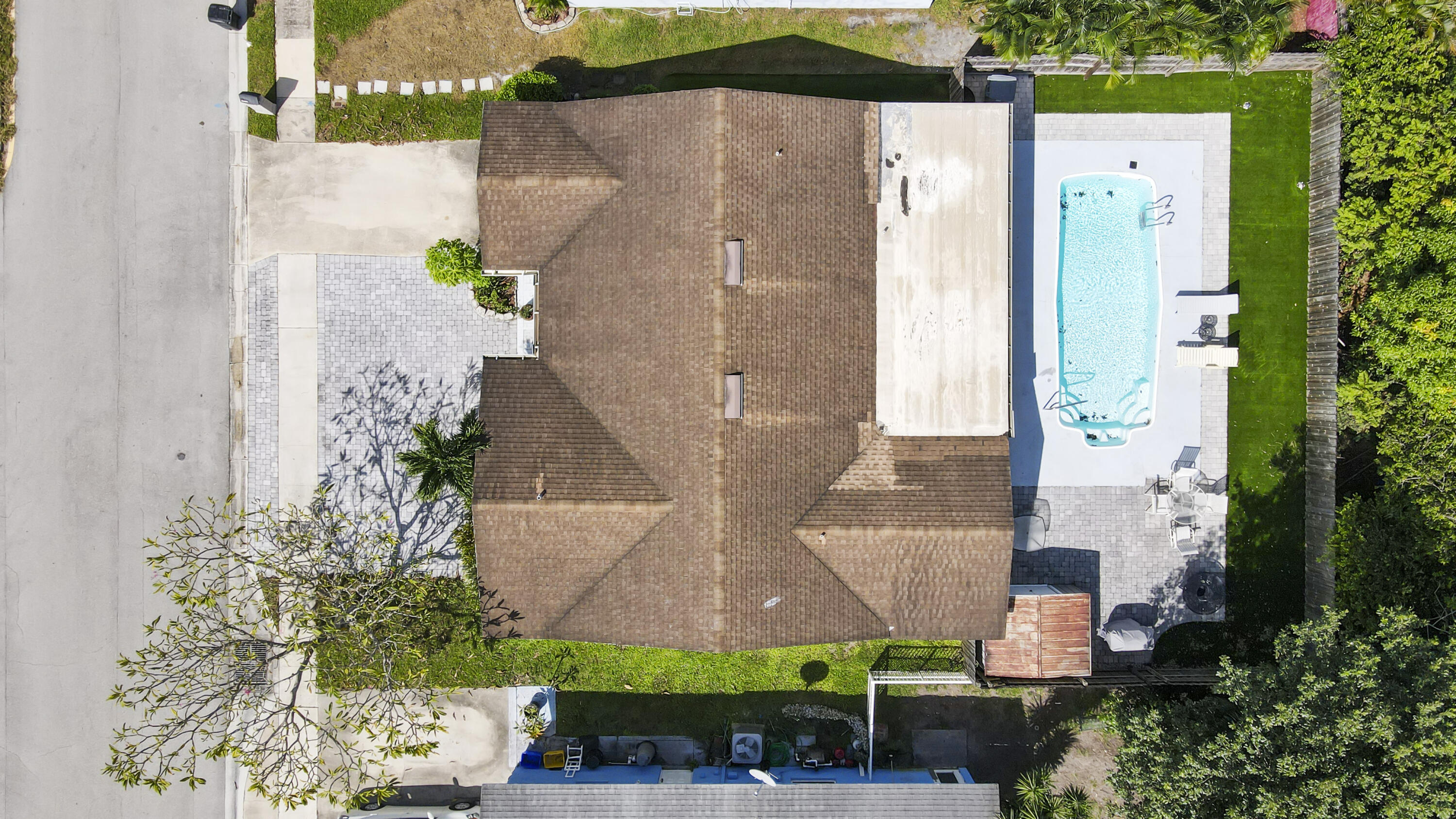 22682 Southwest 65th Avenue Boca Raton, FL 33428 - Photo 57 of 58 an aerial view of a house with a garden and plants