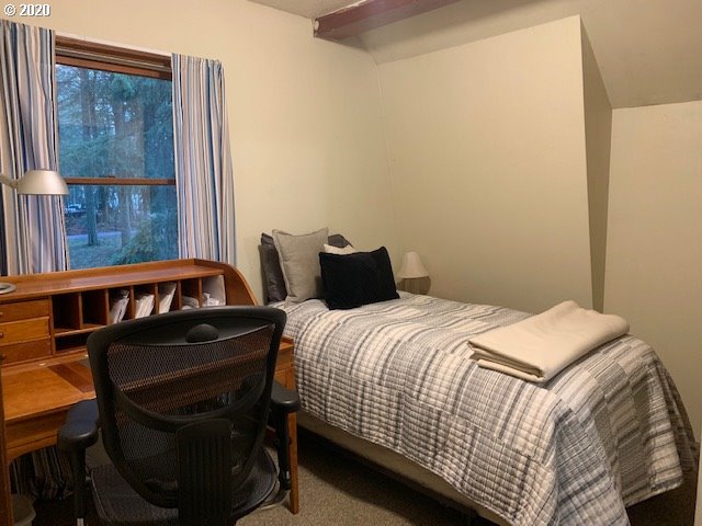 27705 Southeast Currin Road Estacada, OR 97023 - Photo 12 of 18 Gallery Image 12