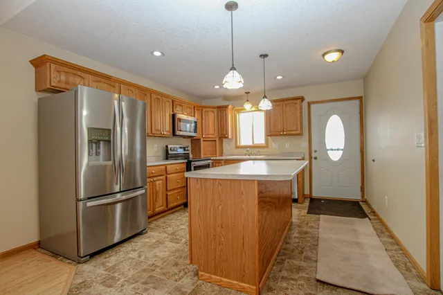 $239,900 | 112 8th Street South, Hoffman, MN 56339