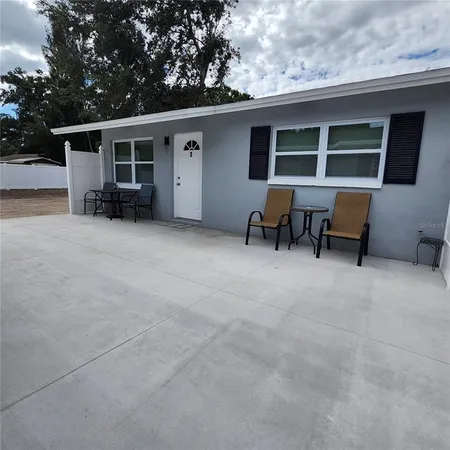 $1,700 | 15414 Avalon Avenue, Unit 2, Clearwater, FL 33760