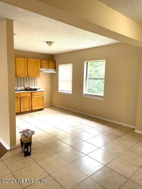 1902 Maclean Road Jacksonville, FL 32209 - Photo 3 of 18 IMG_2865
