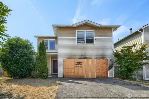 $299,950 | 9502 187th St Court East, Puyallup, WA 98375