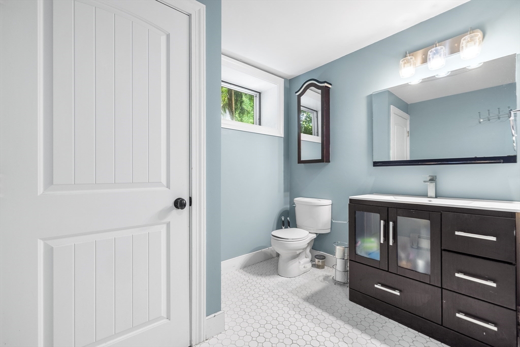 14 North Cove Road Sterling, MA 01564 - Photo 16 of 27 Gallery Image 16