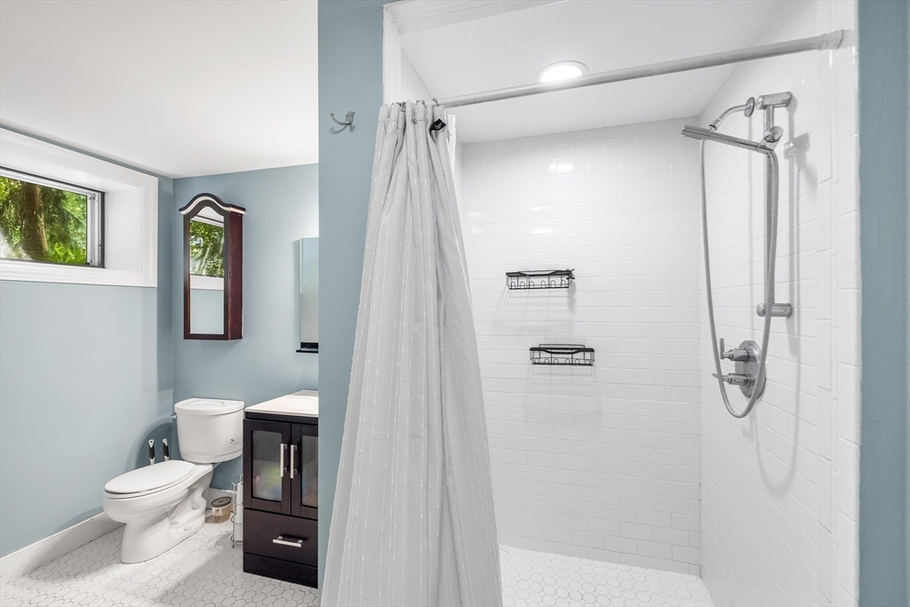 14 North Cove Road Sterling, MA 01564 - Photo 17 of 27 Gallery Image 17