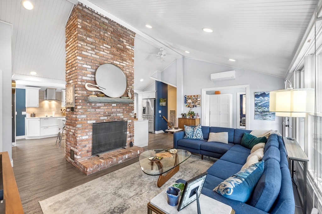14 North Cove Road Sterling, MA 01564 - Photo 5 of 27 Gallery Image 5