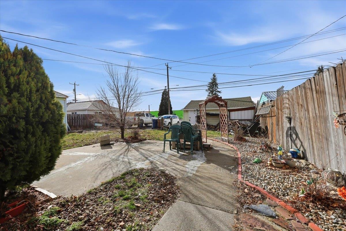 4811 North Maple Street Spokane, WA 99205 - Photo 25 of 28