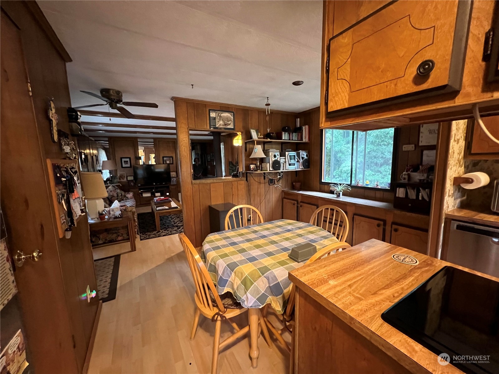 20 Larch Road Quilcene, WA 98376 - Photo 10 of 34 Gallery Image 10