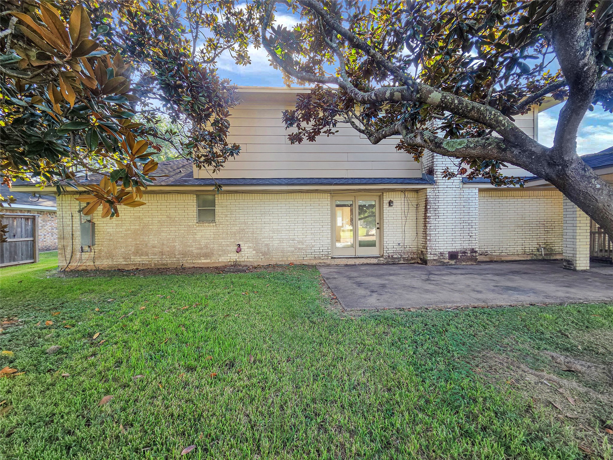 2 Elm Place Angleton, TX 77515 - Photo 5 of 33 Gallery Image 5