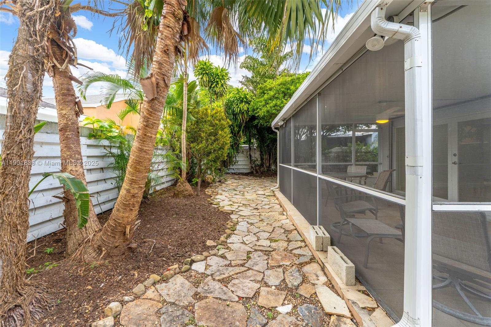 14512 Southwest 138th Court Miami, FL 33186 - Photo 25 of 28