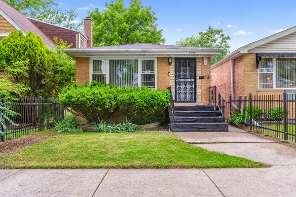 $232,000 | 9042 South Ellis Avenue, Chicago, IL 60619