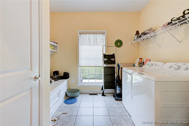 $599,000 | 213 Highway 160 East, Henryville, IN 47126