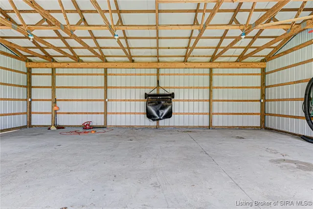 $599,000 | 213 Highway 160 East, Henryville, IN 47126