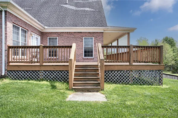 $599,000 | 213 Highway 160 East, Henryville, IN 47126