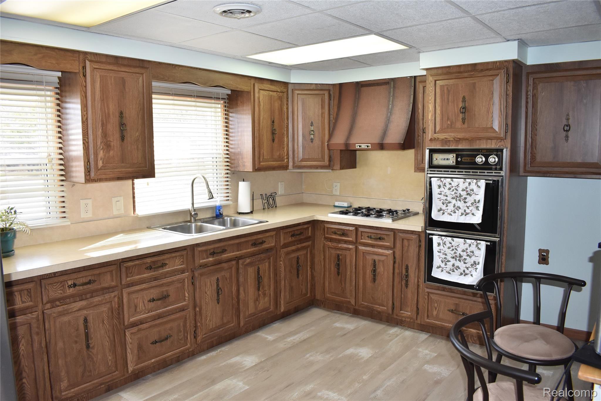 30195 Fort Road Rockwood, MI 48173 - Photo 9 of 24 DSC_0101.JPG
