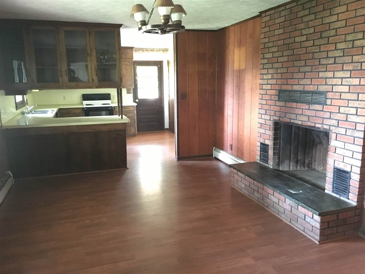 1242 Indian Ridge Road Stuarts Draft, VA 24477 - Photo 3 of 9 Gallery Image 3