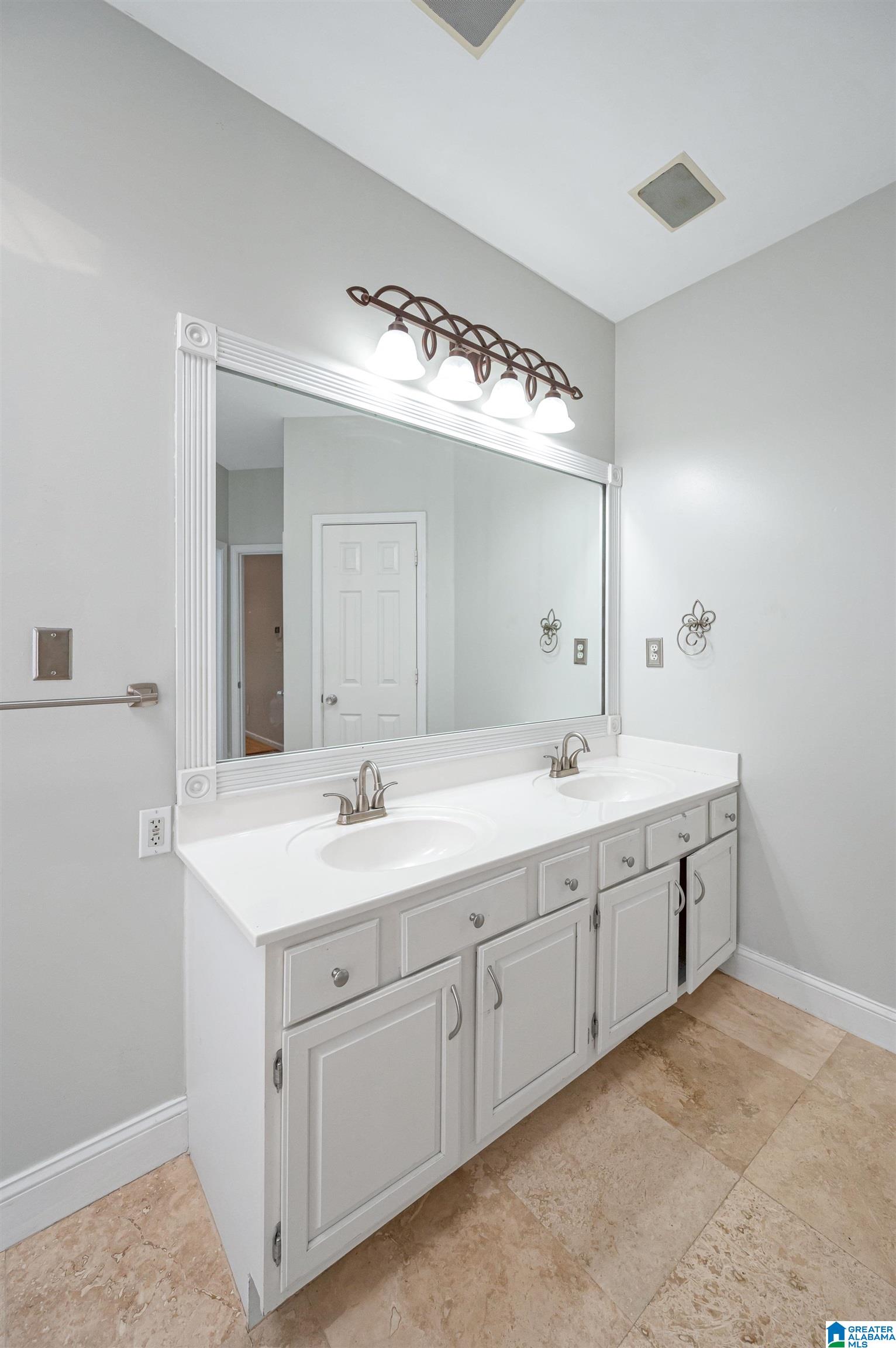 1104 Berwick Road Birmingham, AL 35242 - Photo 23 of 41