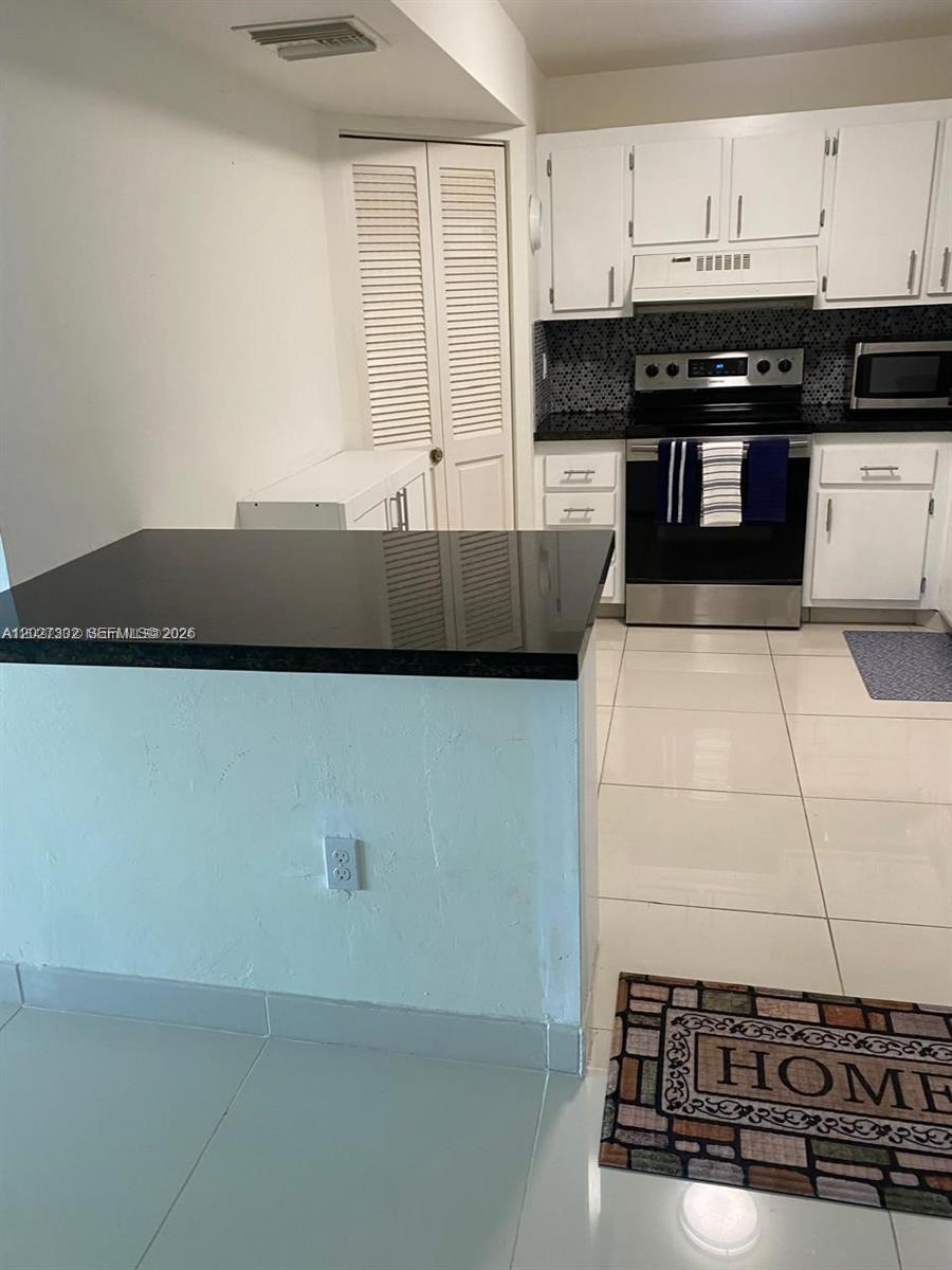 9273 Collins Avenue, Unit 506 Surfside, FL 33154 - Photo 10 of 16