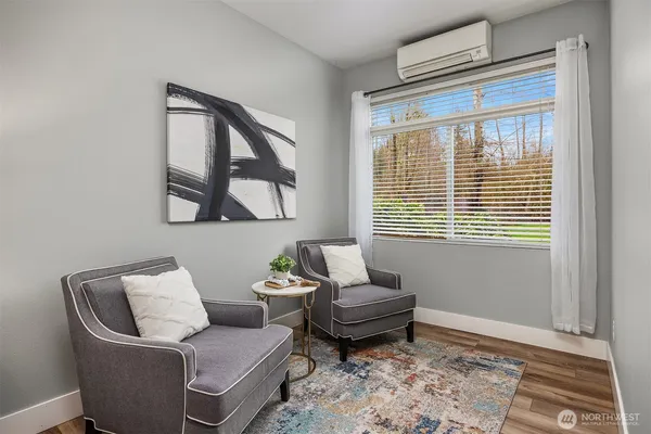 $649,995 | 566 241st Lane Southeast, Sammamish, WA 98074