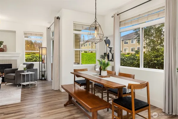 $649,995 | 566 241st Lane Southeast, Sammamish, WA 98074