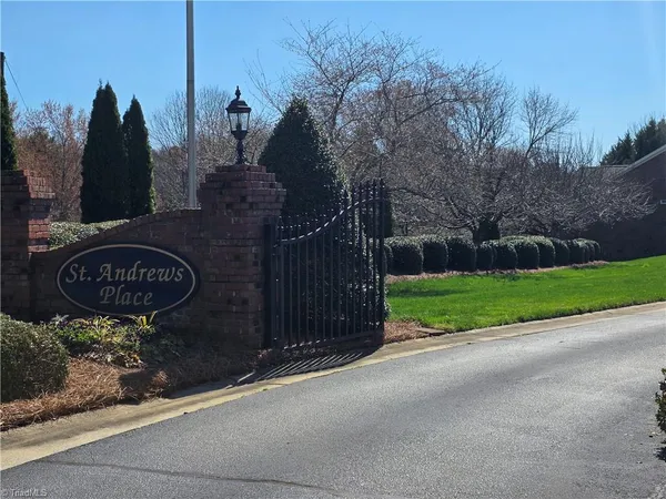 $304,999 | 4293 Lumsden Lane, High Point, NC 27265