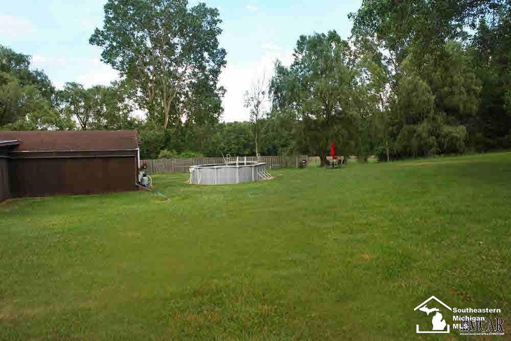 3663 Consear Road Lambertville, MI 48144 - Photo 21 of 22 Pool by Shop