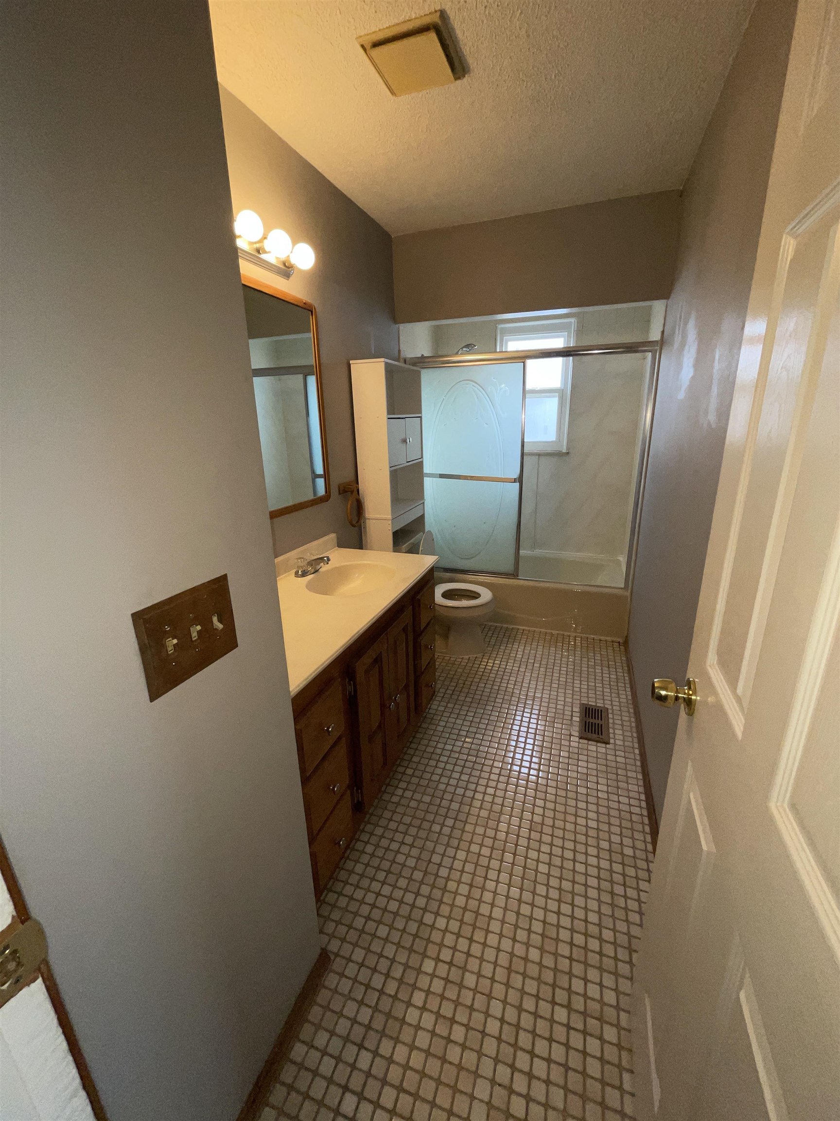 4125 Pengelly Road Flint, MI 48507 - Photo 6 of 10