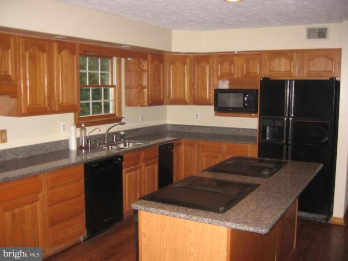 276 Jewell Road Dunkirk, MD 20754 - Photo 6 of 12 Kitchen