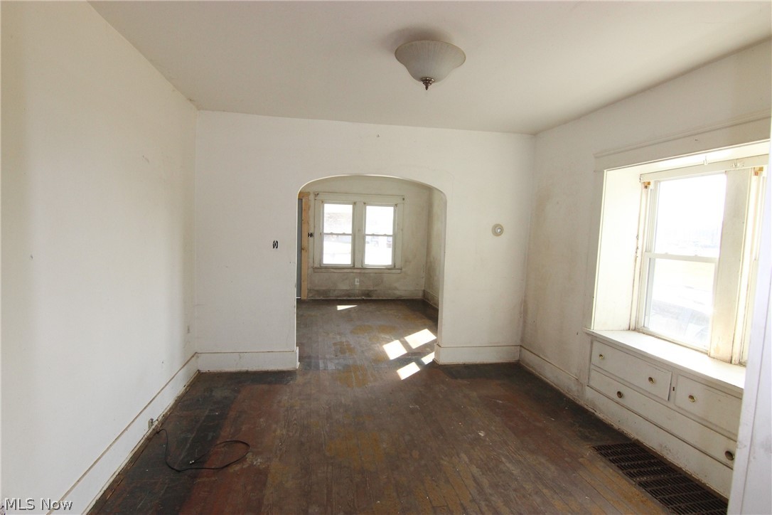 2279 Elm Road Northeast Warren, OH 44483 - Photo 10 of 26 Gallery Image 10