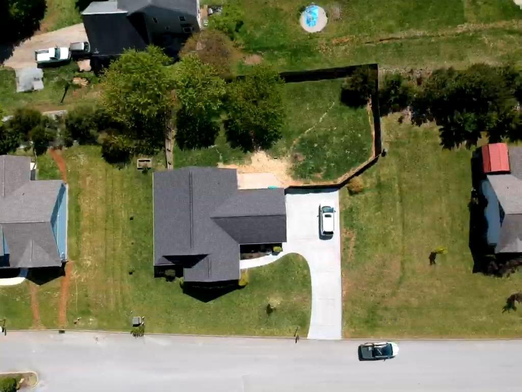 5909 Whisper Ridge Lane Corryton, TN 37721 - Photo 18 of 19 screen_c7fc62f93d1e556c_1587409534800