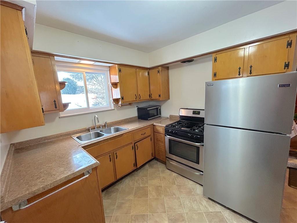 436 Ridge Avenue Springdale, PA 15144 - Photo 17 of 38