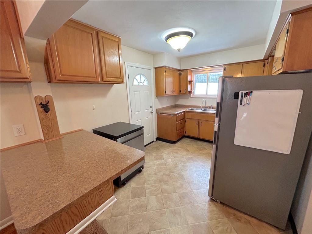 436 Ridge Avenue Springdale, PA 15144 - Photo 18 of 38