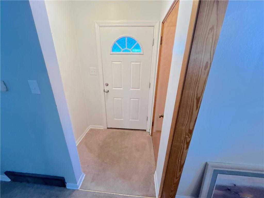 436 Ridge Avenue Springdale, PA 15144 - Photo 4 of 38