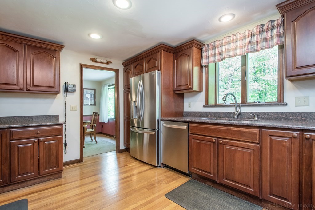 13 Whalen Road Hopkinton, MA 01748 - Photo 15 of 42 Gallery Image 15