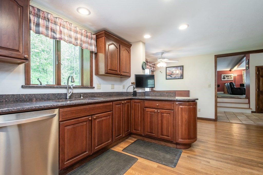 13 Whalen Road Hopkinton, MA 01748 - Photo 16 of 42 Gallery Image 16