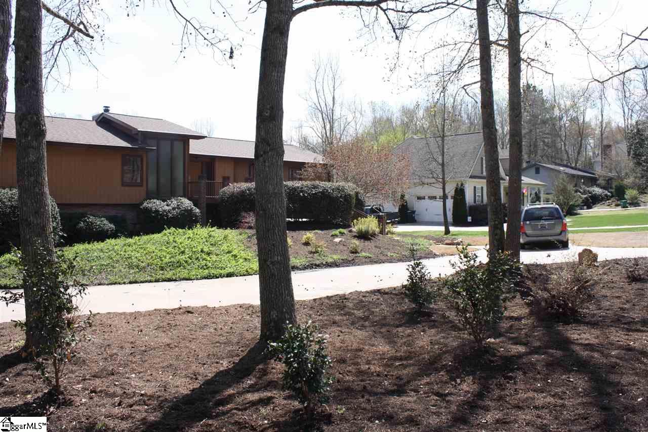 2114 Bethel Road Simpsonville, SC 29681 - Photo 8 of 8 This home is located on the right side of this lot.