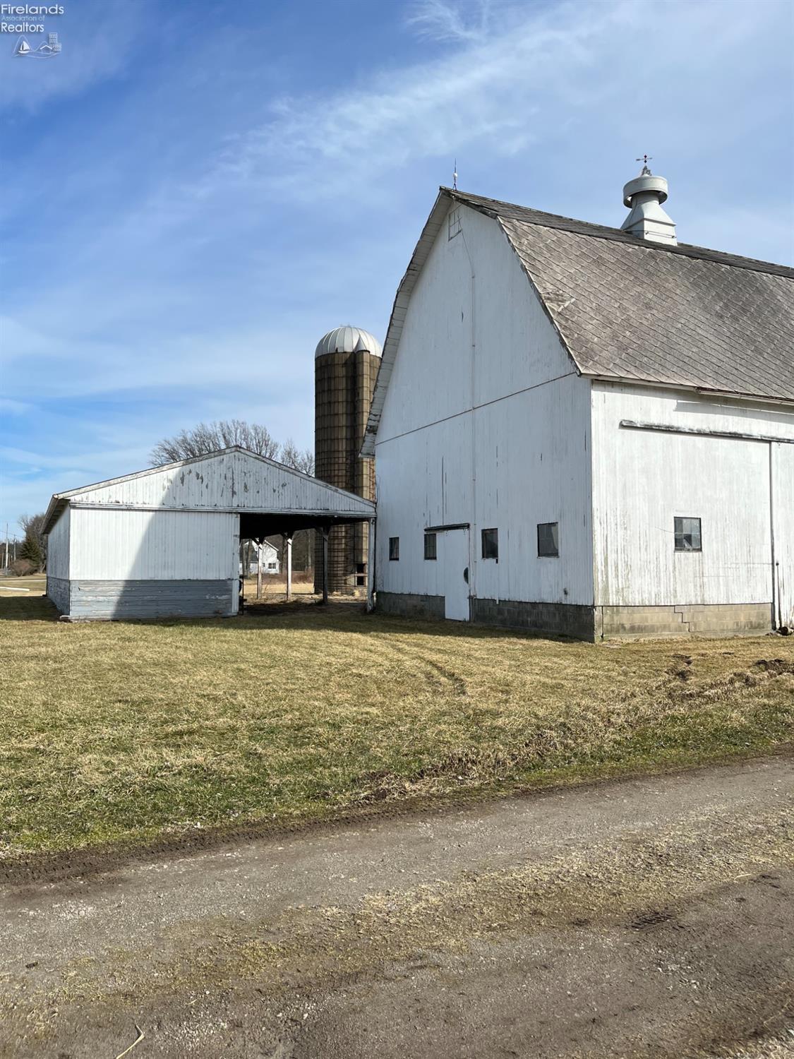 12406 Thompson Road Vermilion, OH 44089 - Photo 37 of 37 Gallery Image 37