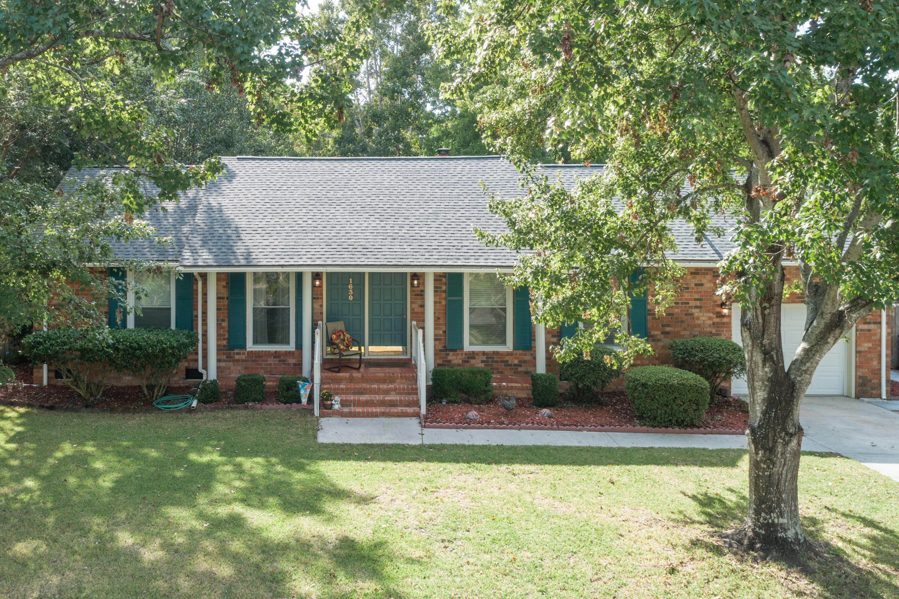 1630 Longview Road Mount Pleasant, SC 29464 - Photo 1 of 33 DJI_0037-HDR