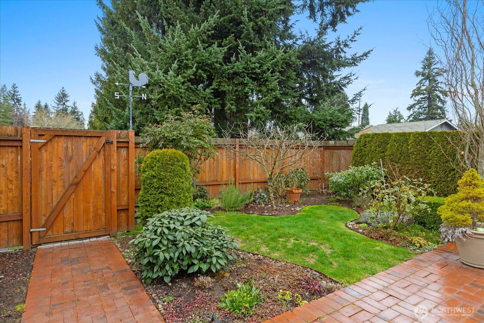 9109 221st Street Southwest Edmonds, WA 98026 - Photo 29 of 40