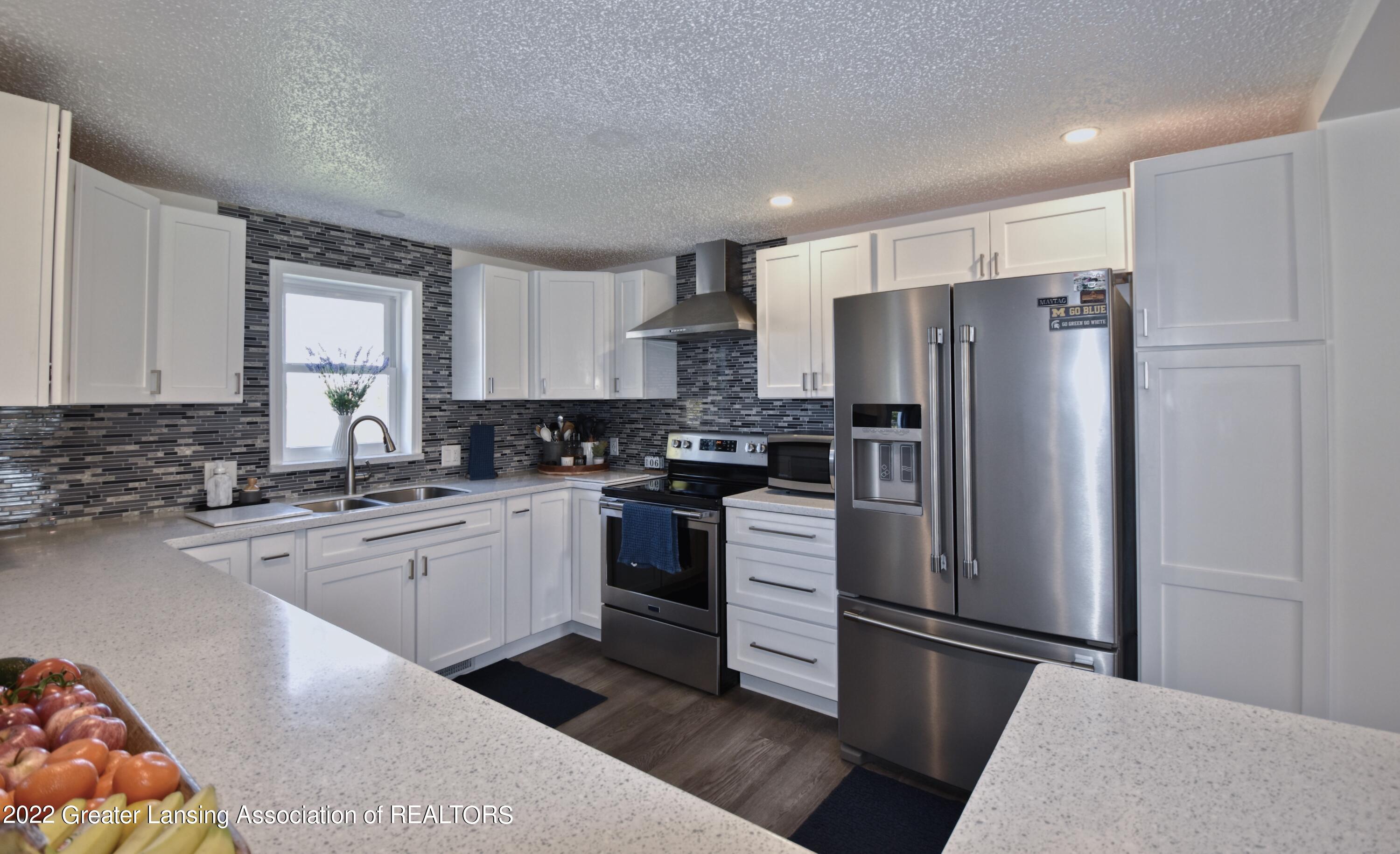 Kitchen 6
