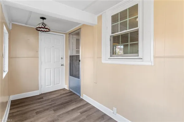 $900 | 437 24th Street Northwest, Winston-Salem, NC 27105