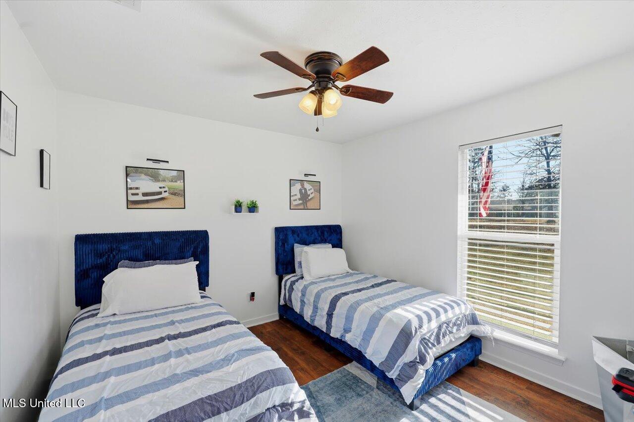 799 Highpoint Drive Byram, MS 39272 - Photo 20 of 28 24-799 Highpoint Dr _ Home Tours MS